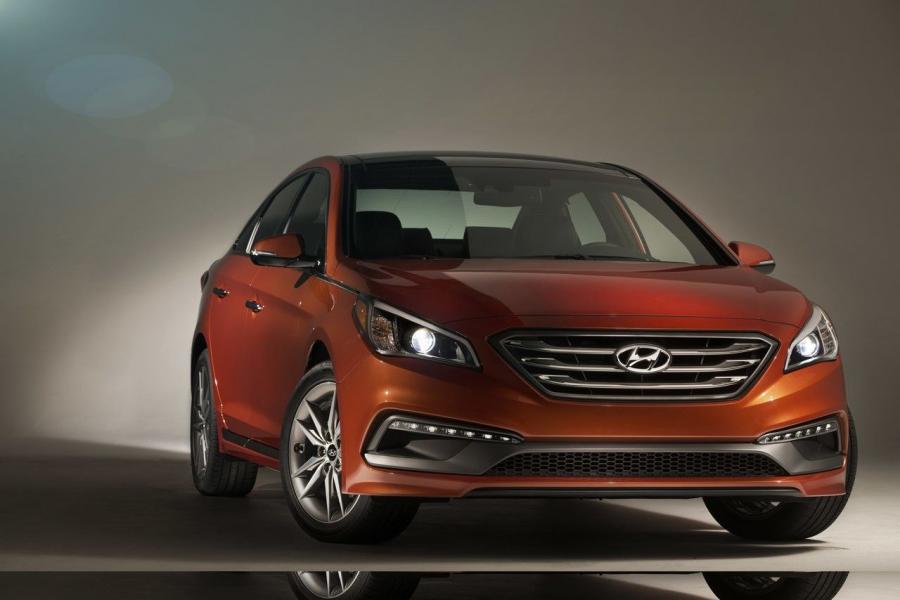  Hyundai Sonata 2015 года  (US) (фото 12 из 12)